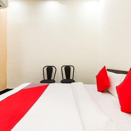 Oyo Hotel Pacifica Near Phoenix United Lucknow Exteriör bild