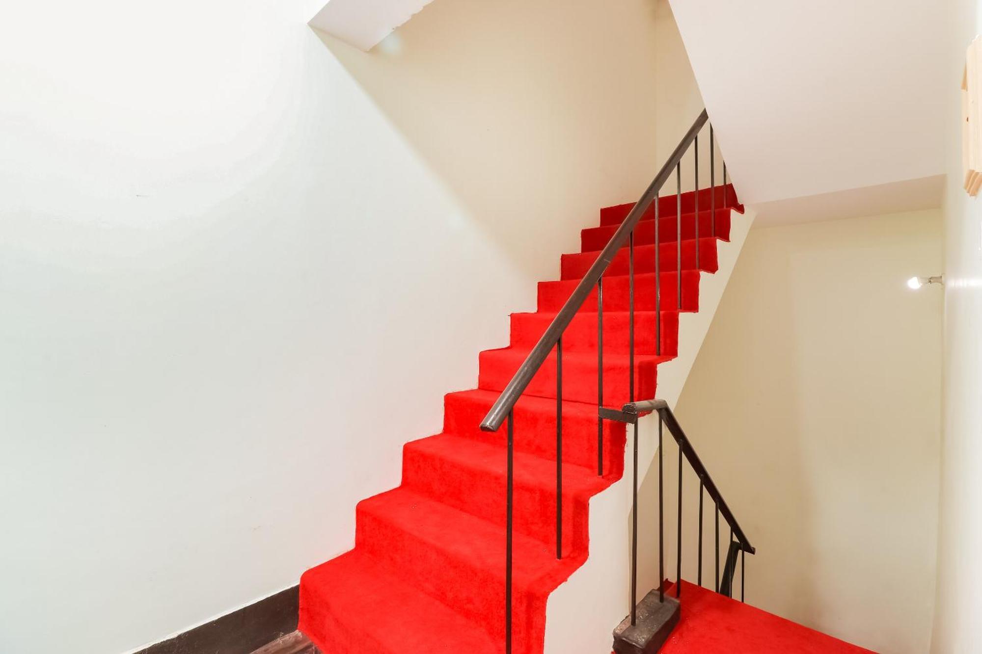 Oyo Hotel Pacifica Near Phoenix United Lucknow Exteriör bild