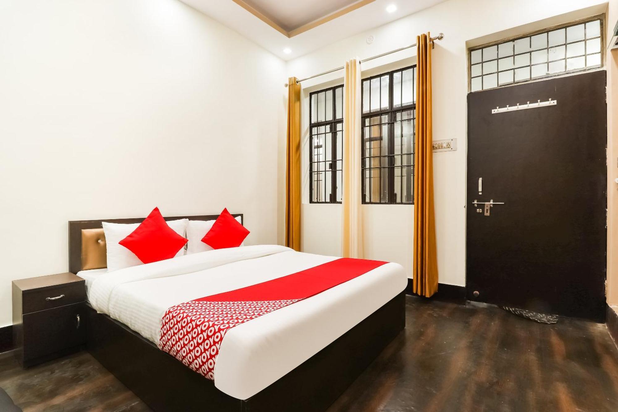 Oyo Hotel Pacifica Near Phoenix United Lucknow Exteriör bild